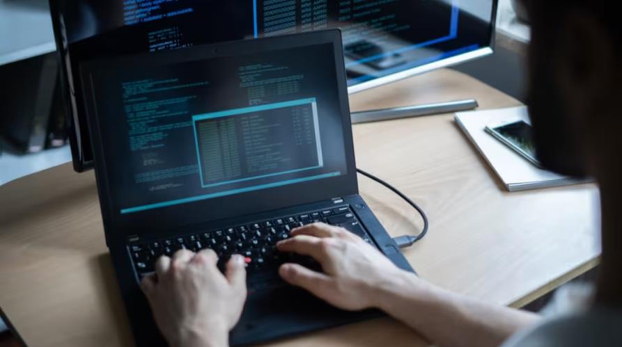 临沂小程序开发破局关键：筑牢AWS DevOps工程师核心能力
